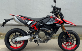 DUCATI HYPERMOTARD 2024 4B00