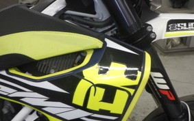 HUSQVARNA 701SM 2017