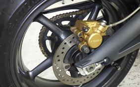 TRIUMPH STREET TRIPLE 2011