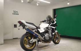 HONDA CB1300SB SUPER BOLDOR A 2007 SC54