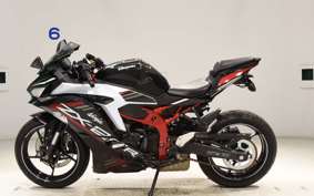 KAWASAKI ZX-25R ZX250E