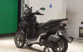 YAMAHA TRICITY 125 A 2002 SE82J