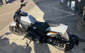 HARLEY  HARLEY FXFBS 2025 YLK