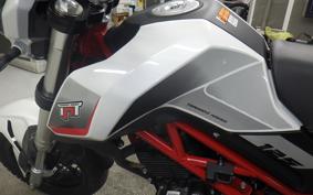 BENELLI TNT125