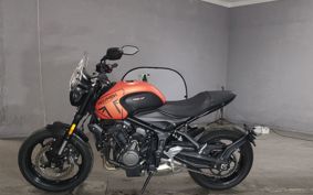 TRIUMPH TRIUMPH  TRIDENT 660 LGL10U