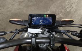 HONDA CB250R MC52