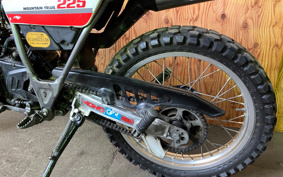 YAMAHA SEROW 225 KICK 1KH