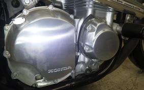 HONDA CB1300SF SUPER FOUR 2000 SC40