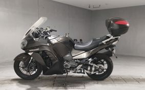 KAWASAKI 1400 GTR ZGT40C