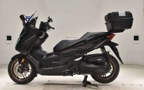 HONDA FORZA 250 MF17