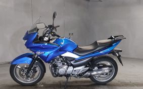 SUZUKI GSR250S GJ55D