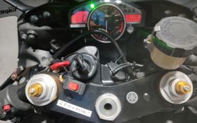 YAMAHA YZF-R6 2008 RJ16