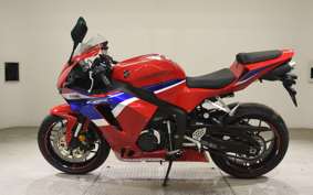 HONDA CBR600RR 2024 PC40