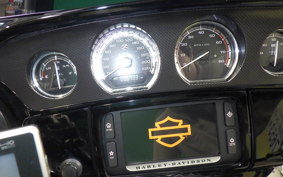 HARLEY FLHXSE 1800CVO 2015