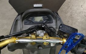 YAMAHA MAJESTY 125 SE27