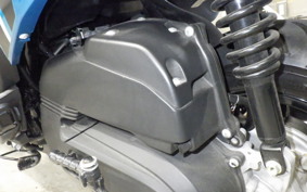 YAMAHA CYGNUS RAY ZR
