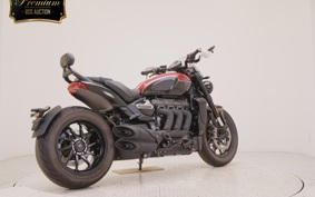 TRIUMPH ROCKET III ストームR 2025