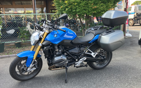 BMW R1200R 2015 0A04