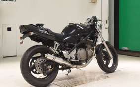 SUZUKI BANDIT 250 GJ74A
