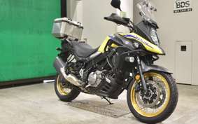 SUZUKI DL650 ( V-Strom 650 ) XTA 2021 C733A