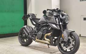 KTM BRABUS 1300R 2026