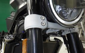 HUSQVARNA SVARTPILEN 250