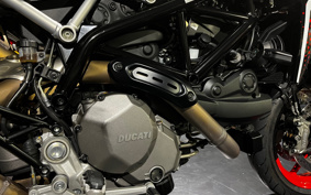 DUCATI HYPERMOTARD 950RVE 2021 BB00