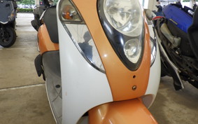 SYM UMI 100 2001