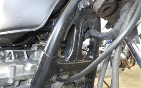 SUZUKI GS750 GS750D