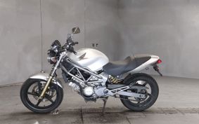 HONDA VTR 250 MC33