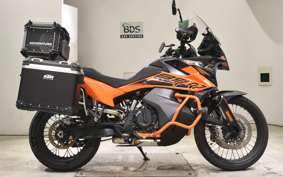 KTM 890 ADVENTURE	 2023