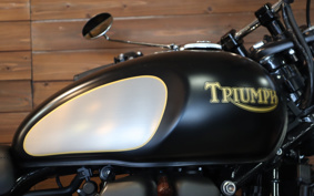 TRIUMPH  TRIUMPH  STREET  TWIN  2021 DAD74G