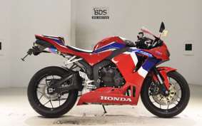 HONDA CBR600RR 2018 PC40