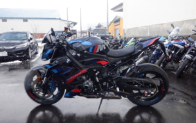 BMW M1000R 2025 0E81