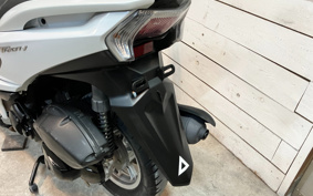 YAMAHA TRICITY 125 SE82J