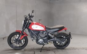 DUCATI  DUCATI  SCRAMBLER  ICON  K102JA