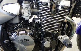 YAMAHA XJR1300 2000 RP03J