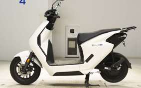 HONDA EM1 e: EF16