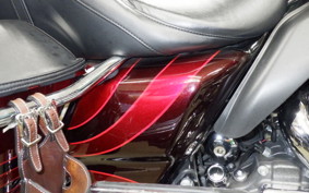 HARLEY FLTRUSE1800CVO 2016