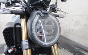 HONDA CB650R E-Clutch 2024 RH17