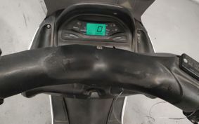 YAMAHA MAJESTY 125 SE27