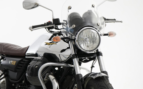 MOTO GUZZI V7 アニベルサリオ 2017