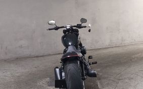 HARLEY FXBRS1870 YHK