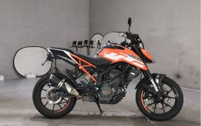 KTM 125 DUKE JPA40