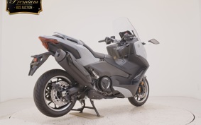 YAMAHA T-MAX 560 T 2026 SJ21J