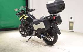 SUZUKI Vｽﾄﾛｰﾑ250A 2024