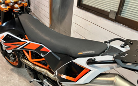 KTM 690 SMC 2014 LST40