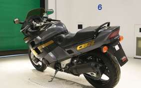 HONDA CBR1000F 1995 SC24