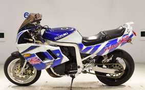 SUZUKI GSX-R1100 1993 GV73A