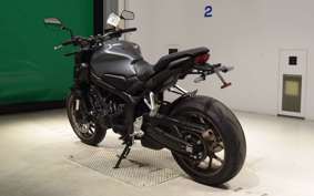 HONDA CB650R 2021 RH03